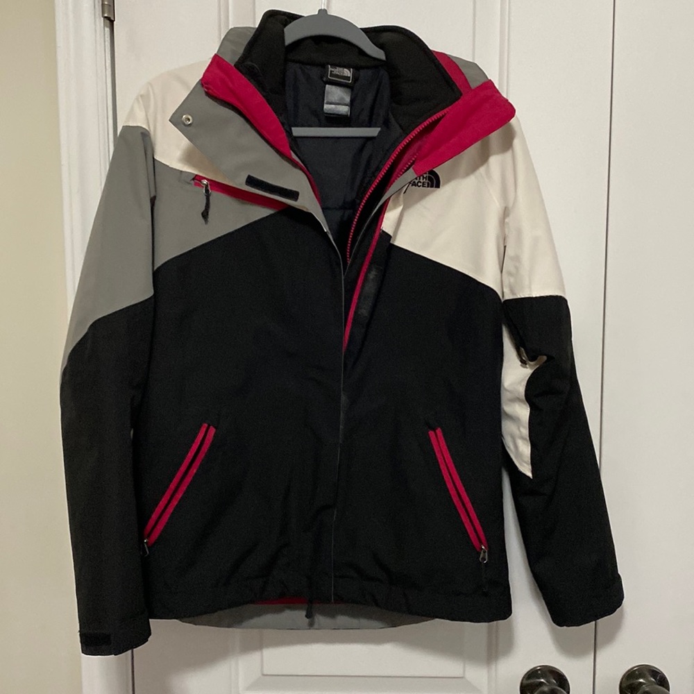 The North Face Snow/Rain Jacket With Zip Out Lining Womens Size S